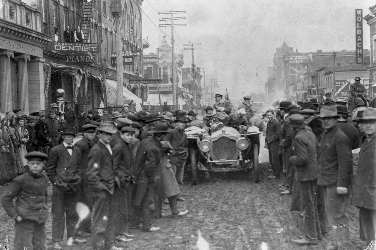 new york paris auto race photos 1908