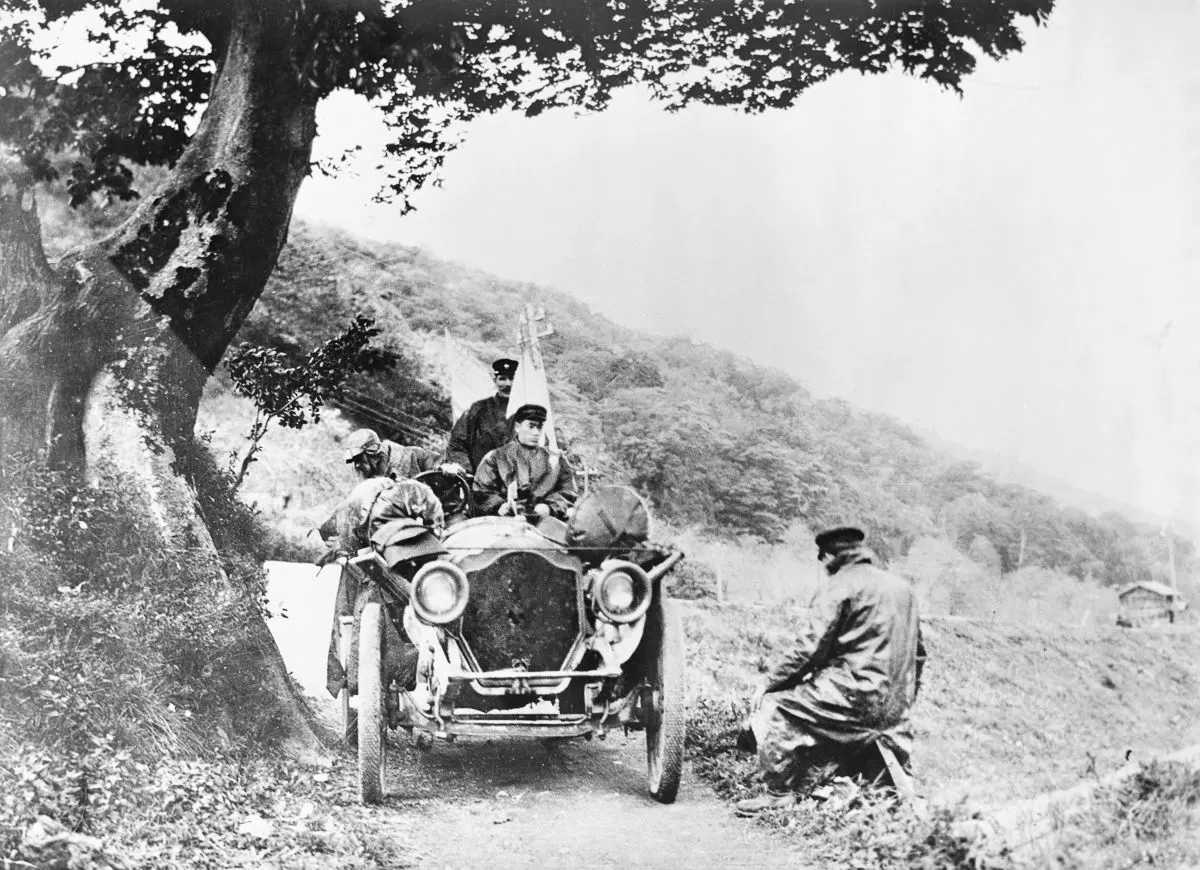 new york paris auto race photos 1908