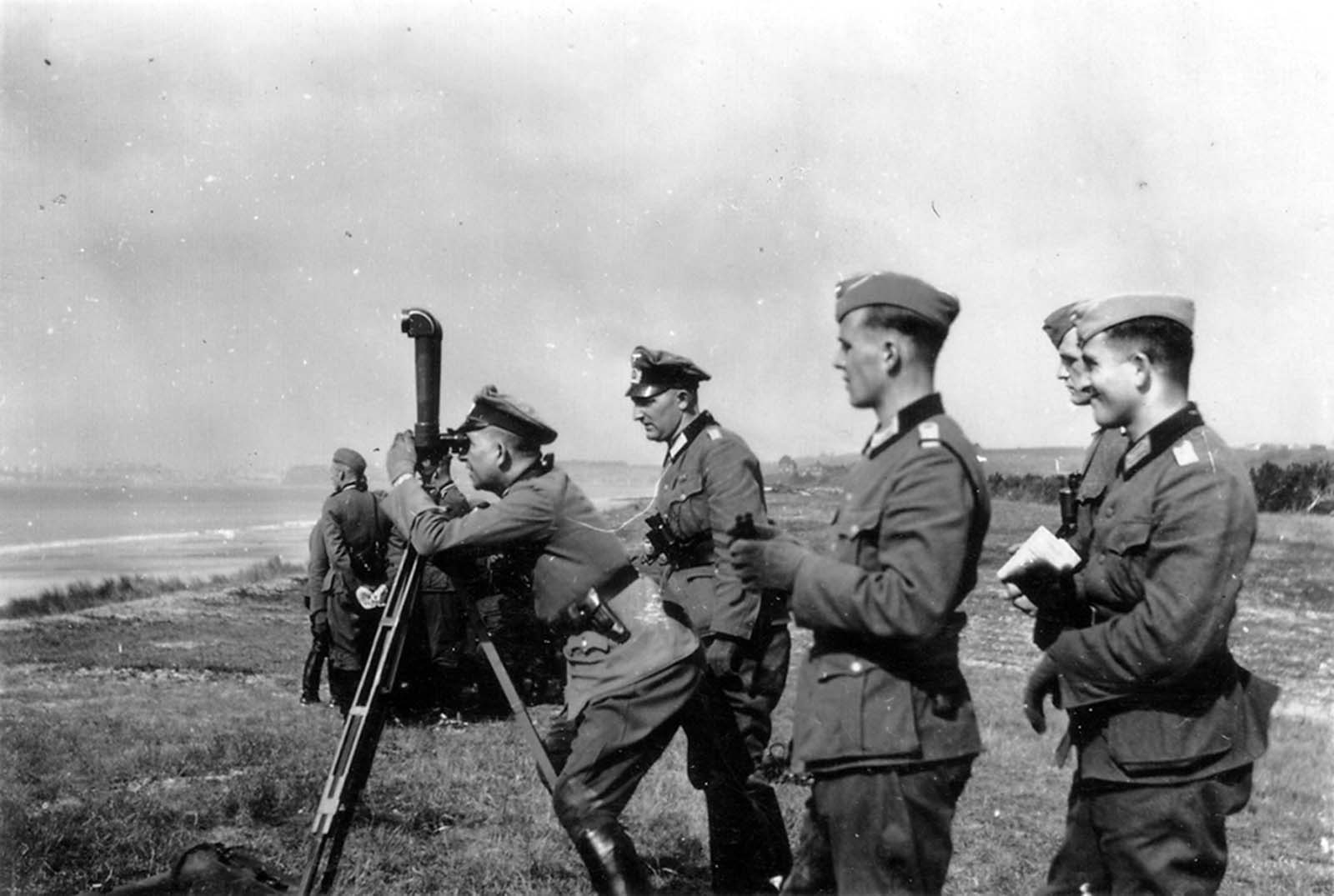 d-day rare historical photographs