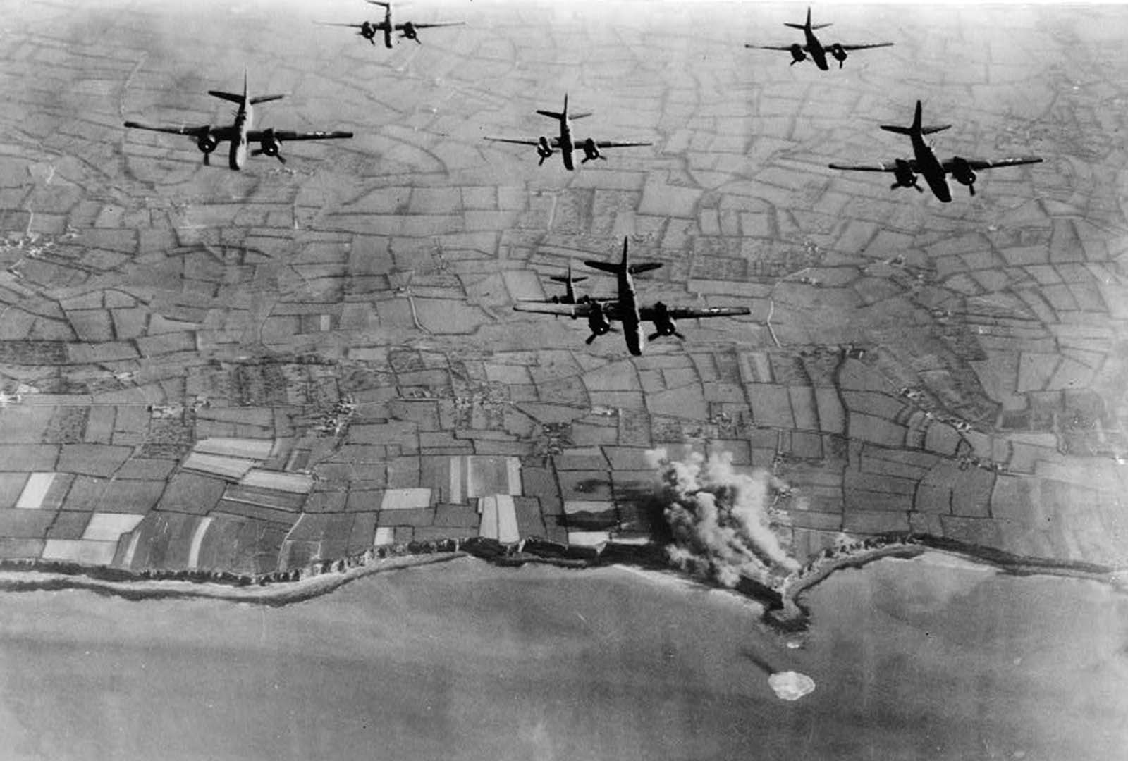 d-day rare historical photographs