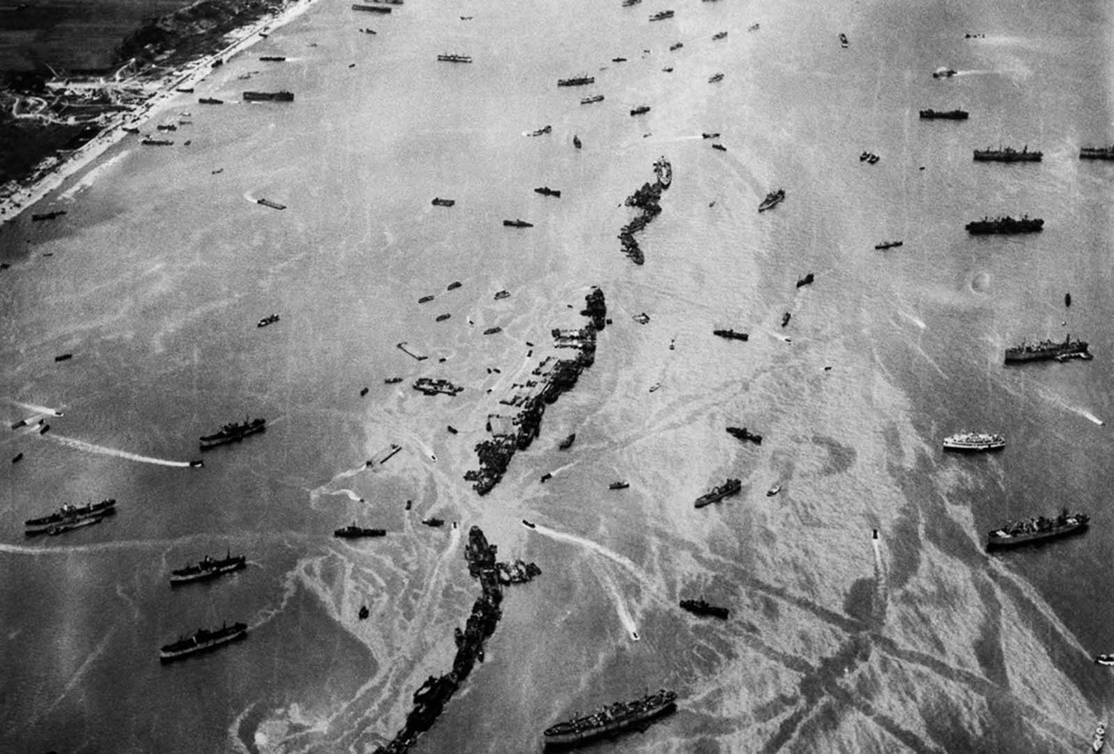 d-day rare historical photographs
