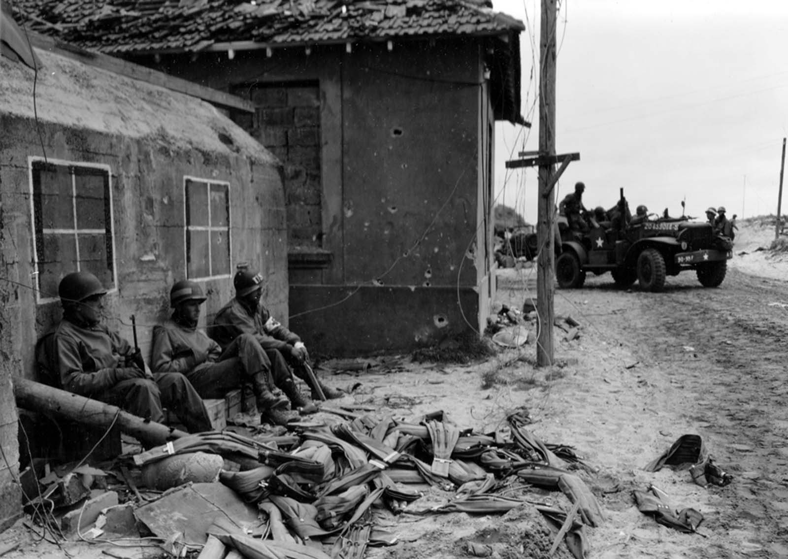 d-day rare historical photographs