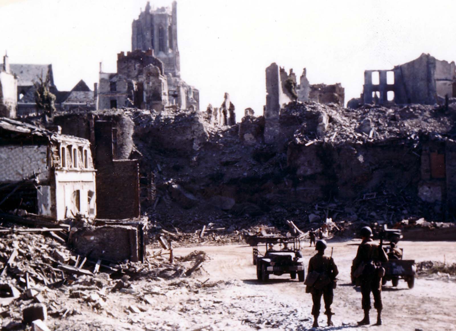 d-day rare historical photographs