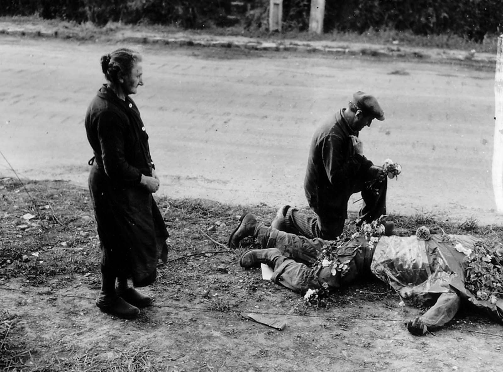 d-day rare historical photographs