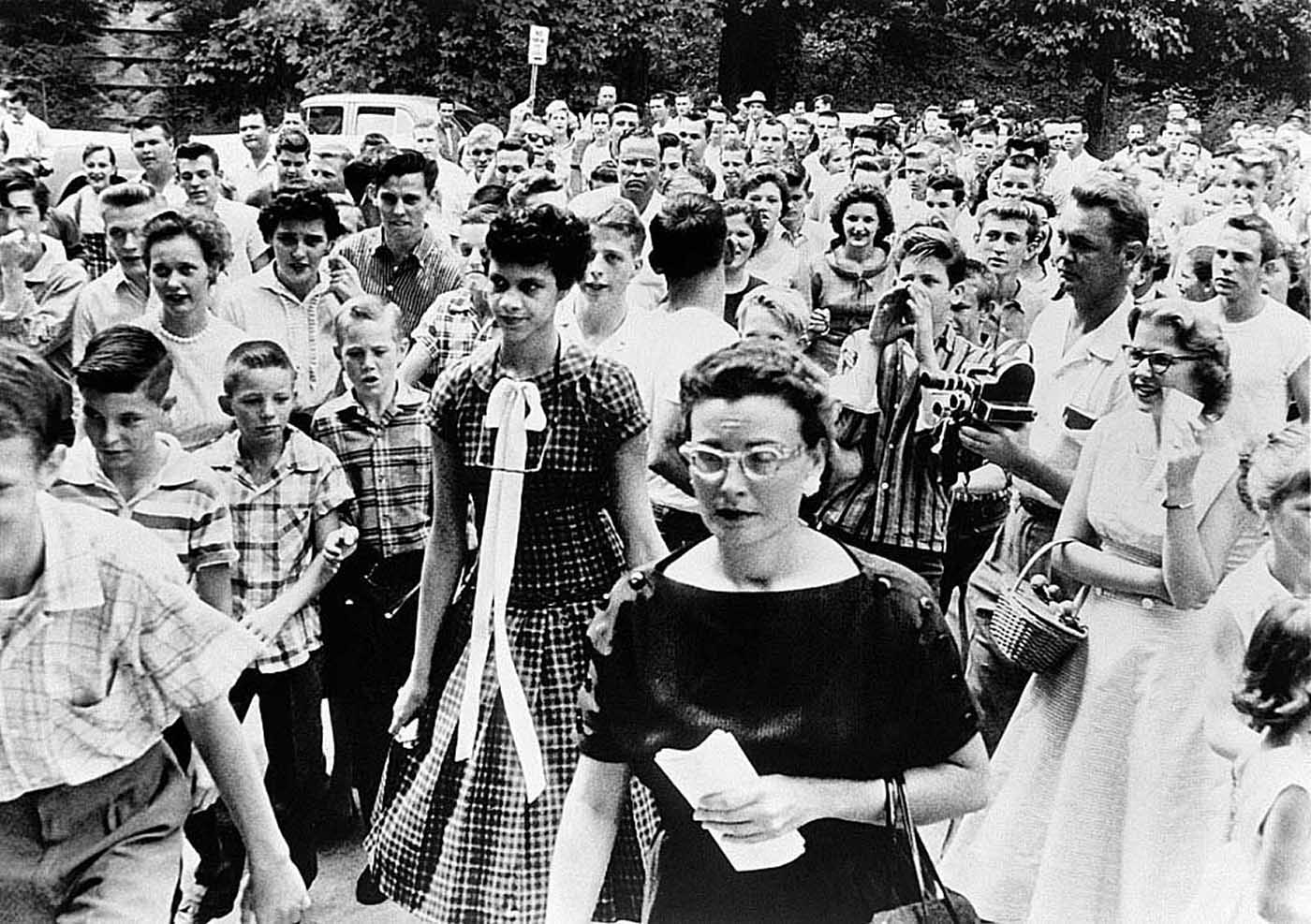 dorothy counts iconic photograph