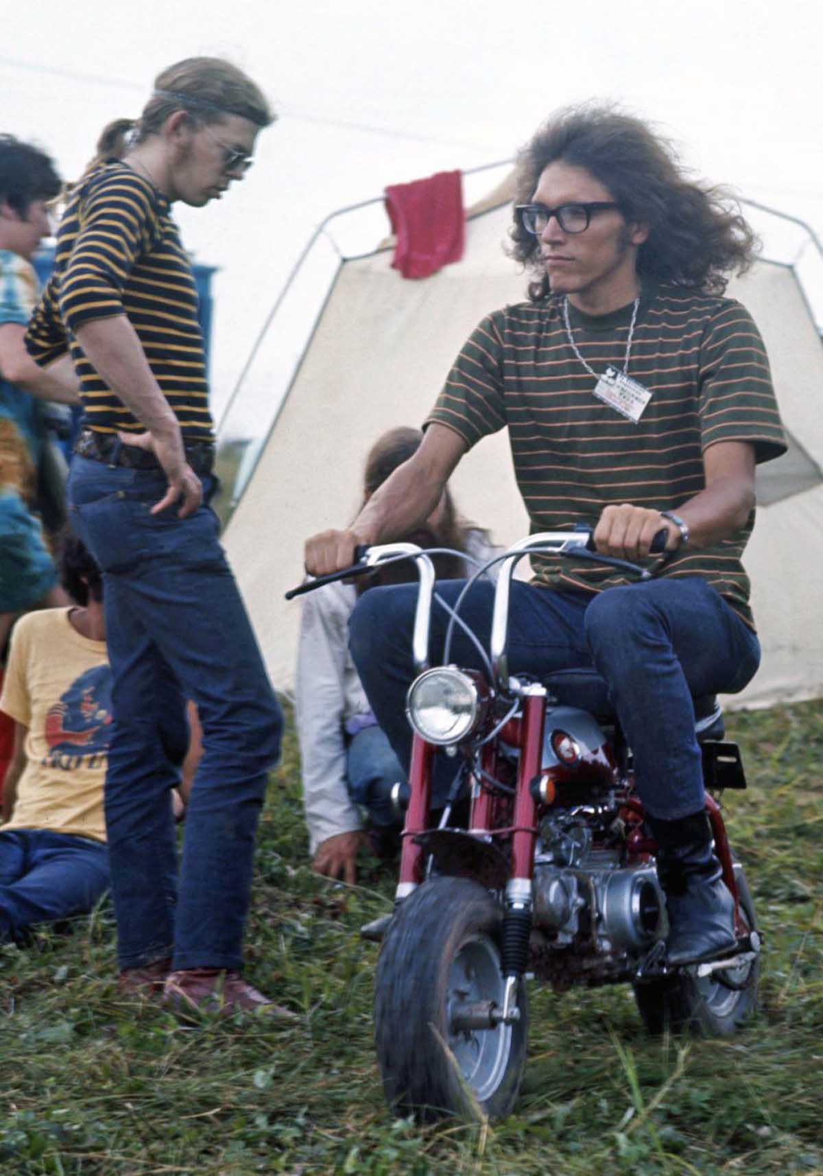 woodstock fashion pictures 1969