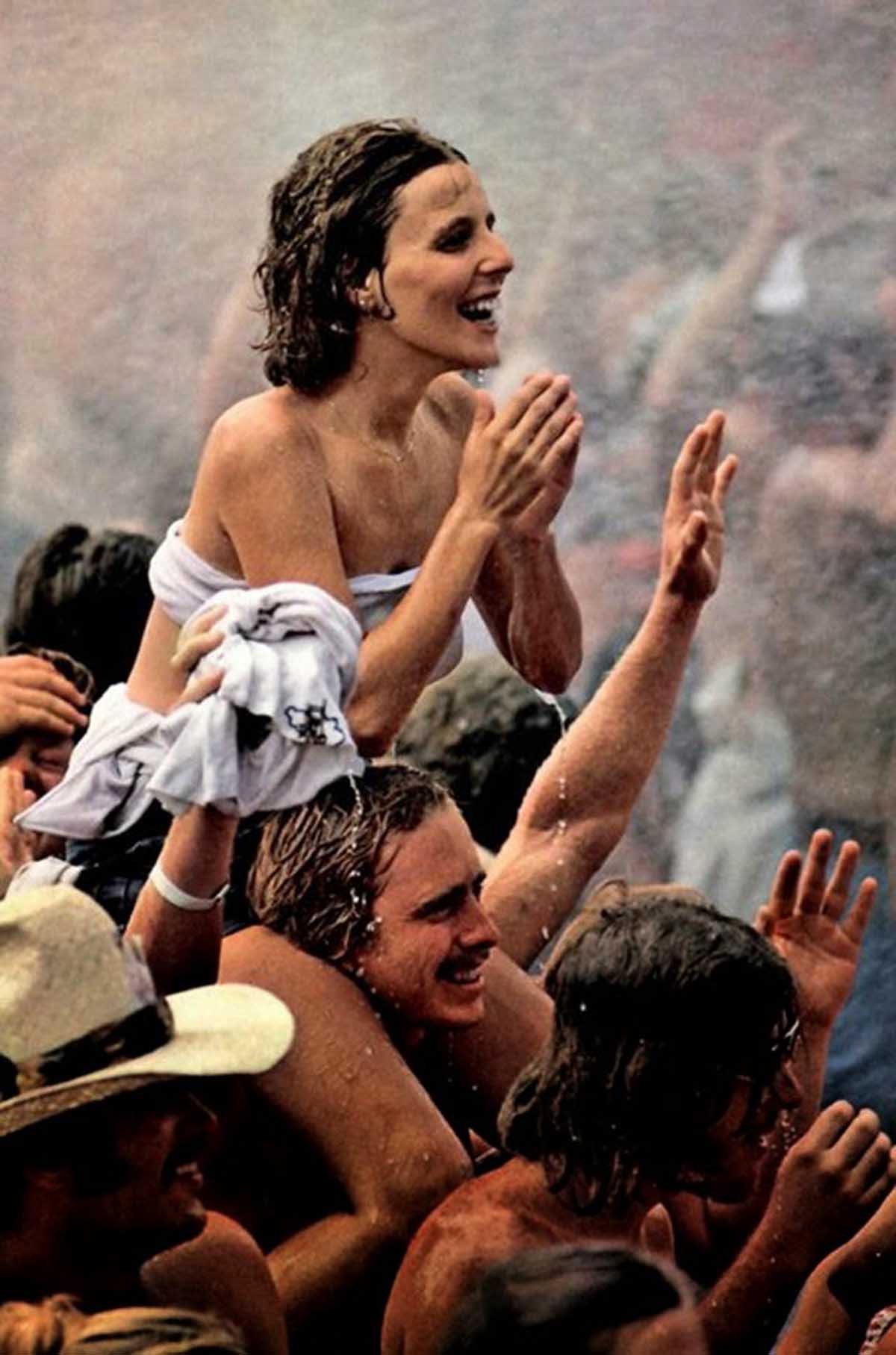 woodstock fashion pictures 1969