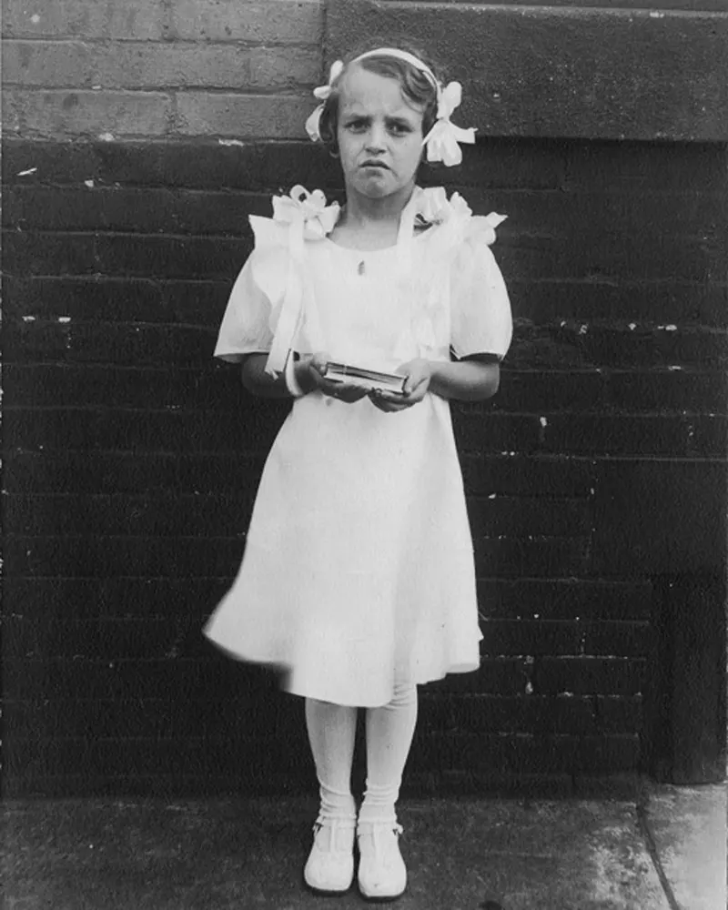 Gritty portraits show Philadelphia residents on their stoops