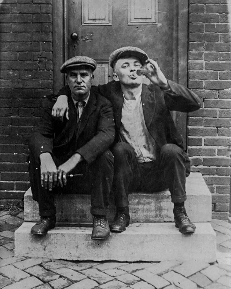 Gritty portraits show Philadelphia residents on their stoops