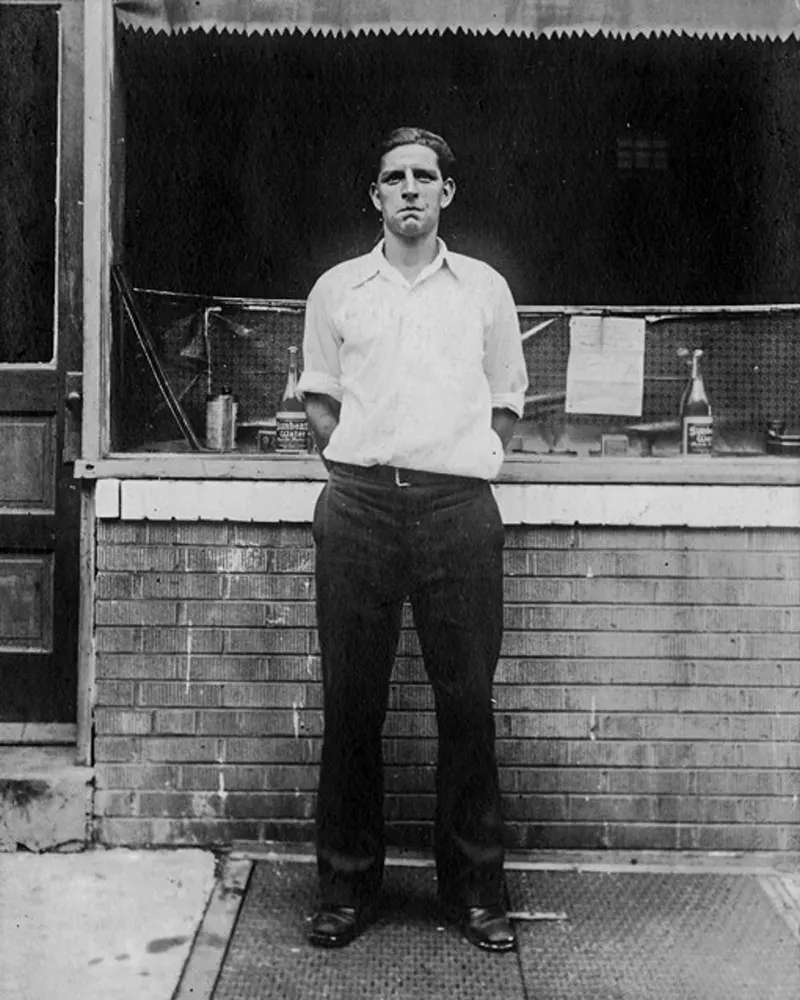 Gritty portraits show Philadelphia residents on their stoops