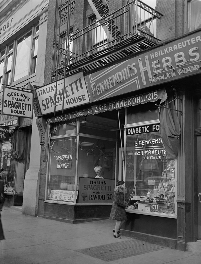 New York City photos in the 1940s
