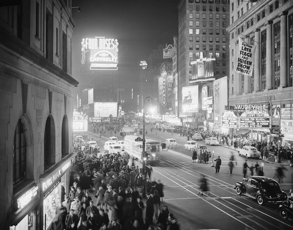 New York City photos in the 1940s