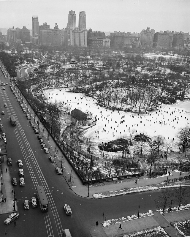 New York City photos in the 1940s