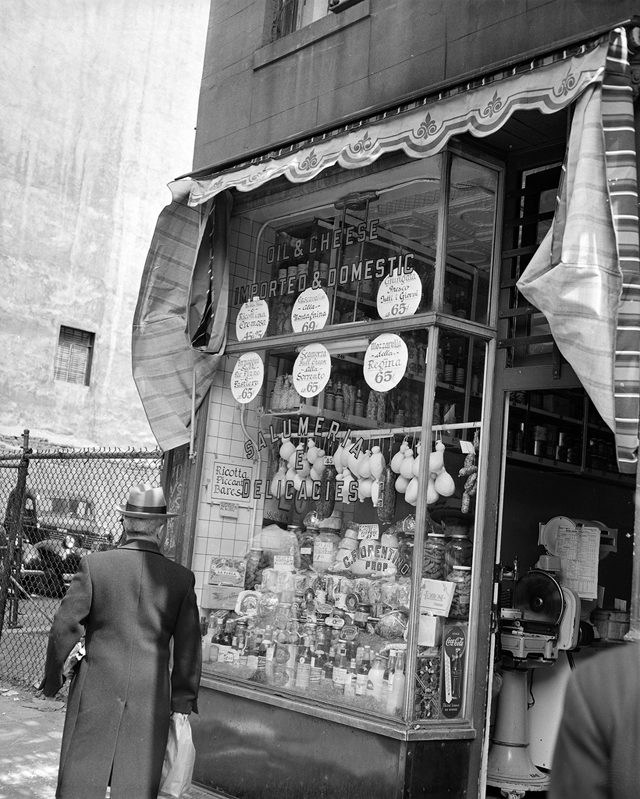 New York City photos in the 1940s