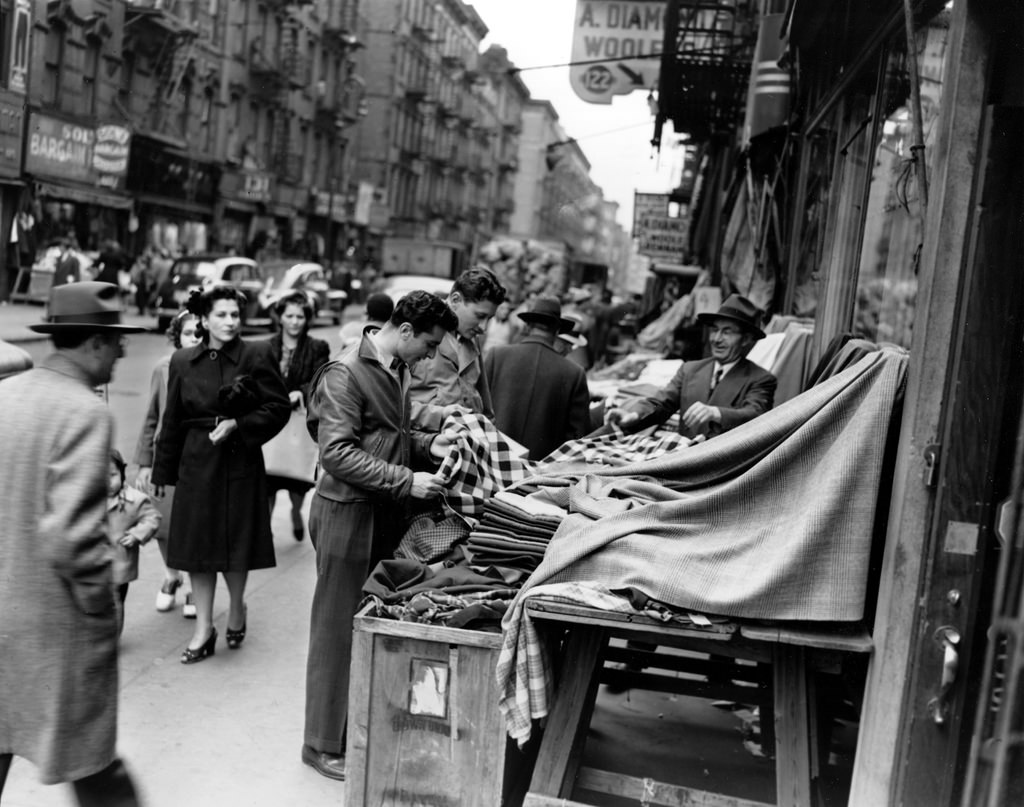 New York City photos in the 1940s