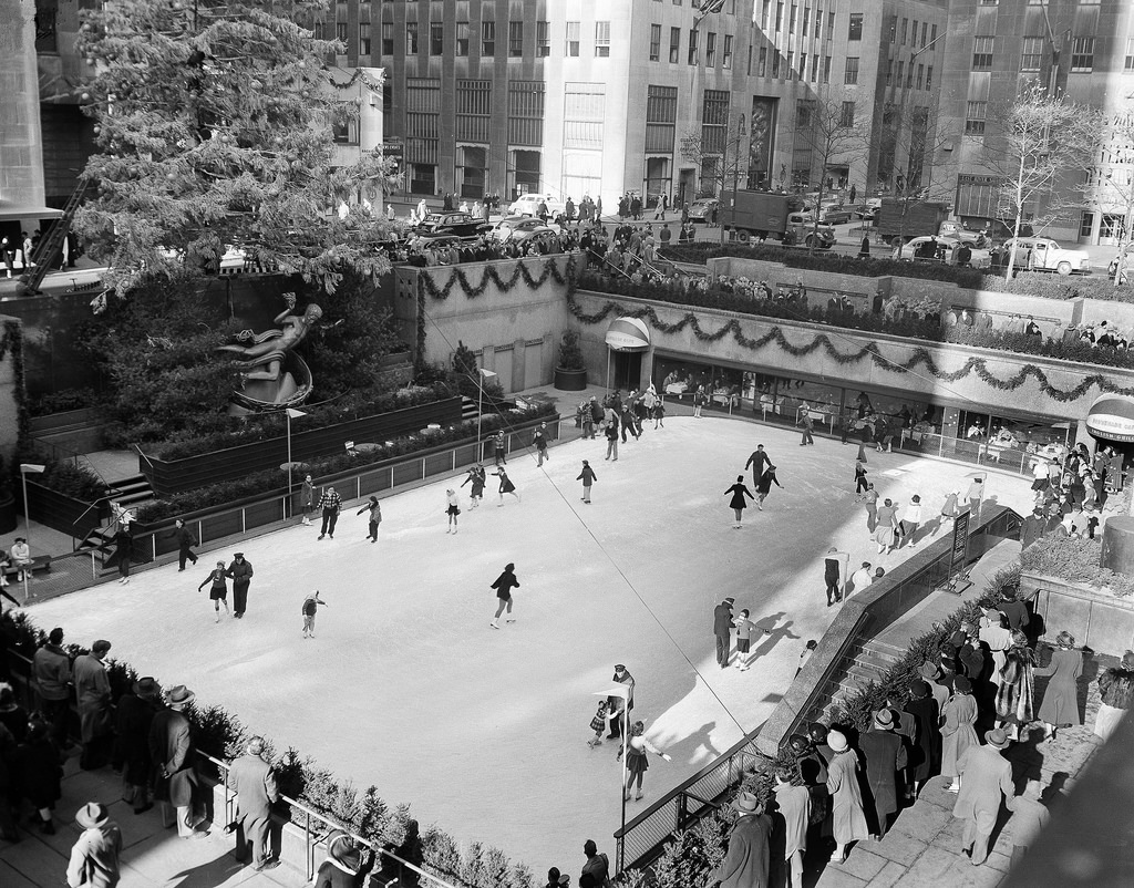 New York City photos in the 1940s