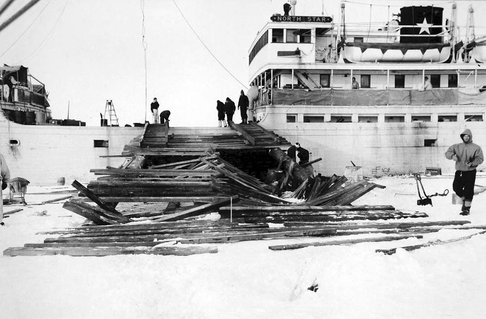 antarctic snow cruiser photos