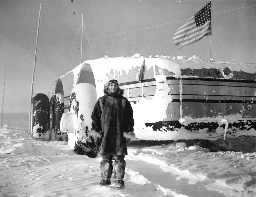 antarctic snow cruiser photos