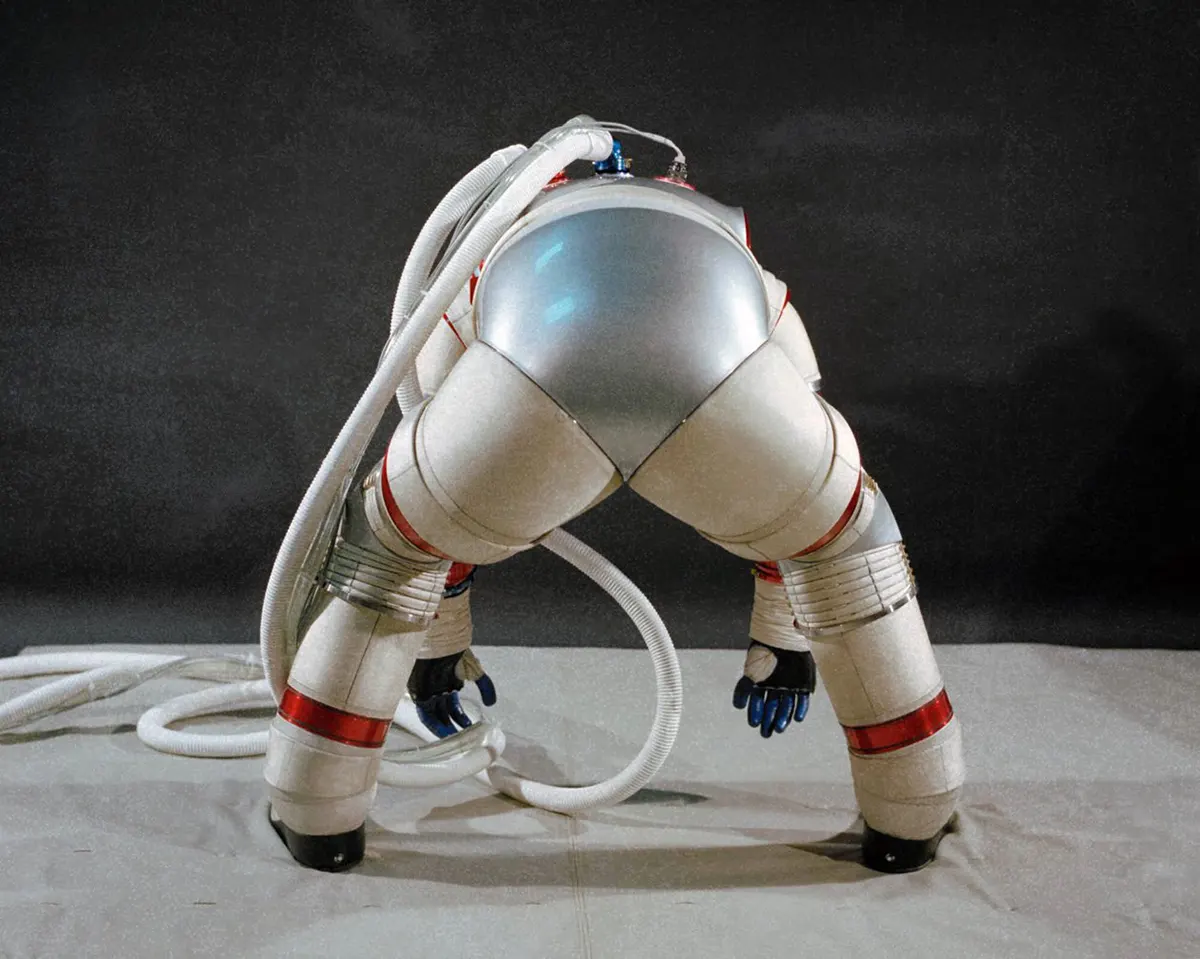 ax-3 nasa spacesuit photos