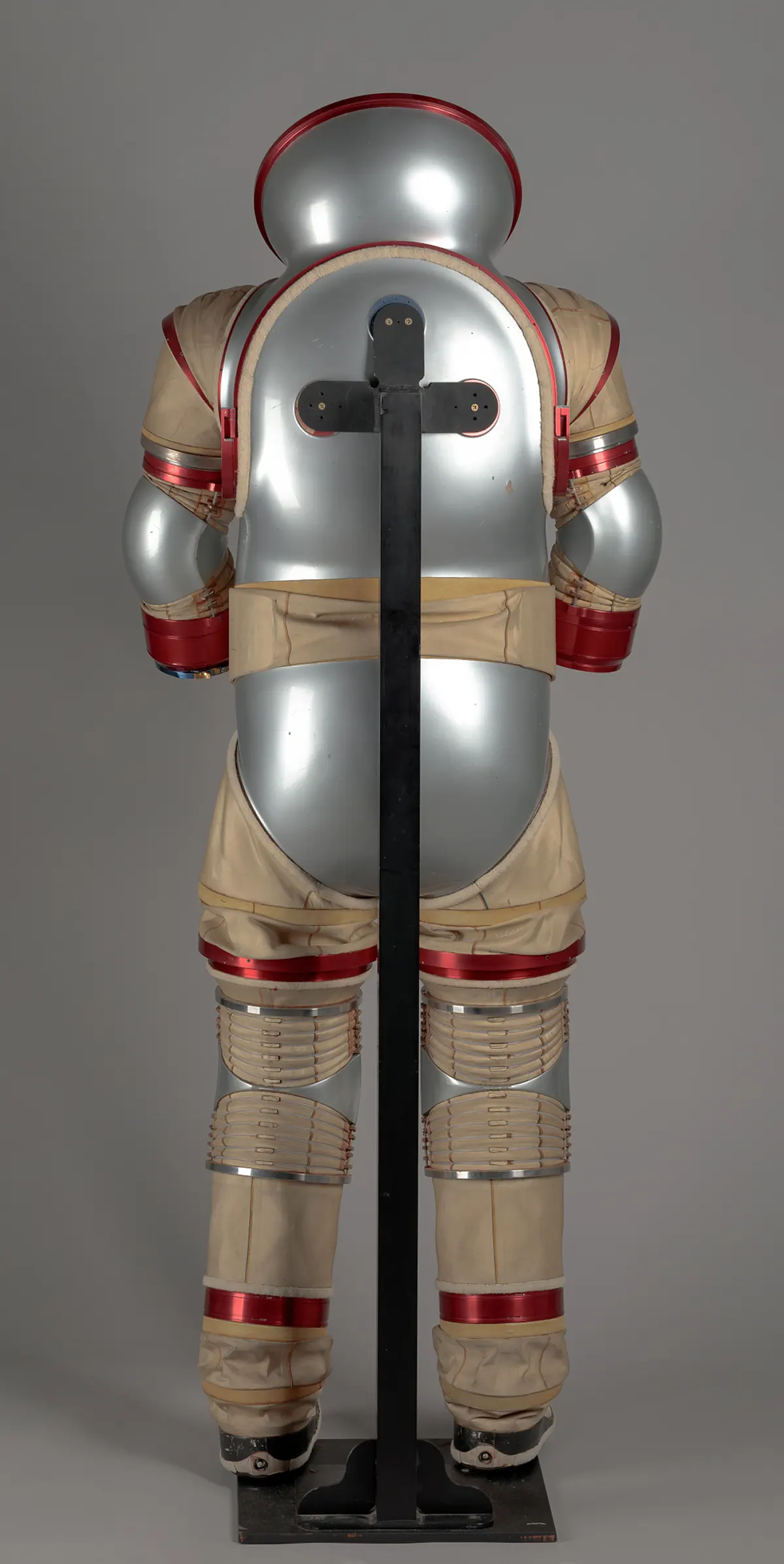 ax-3 nasa spacesuit photos