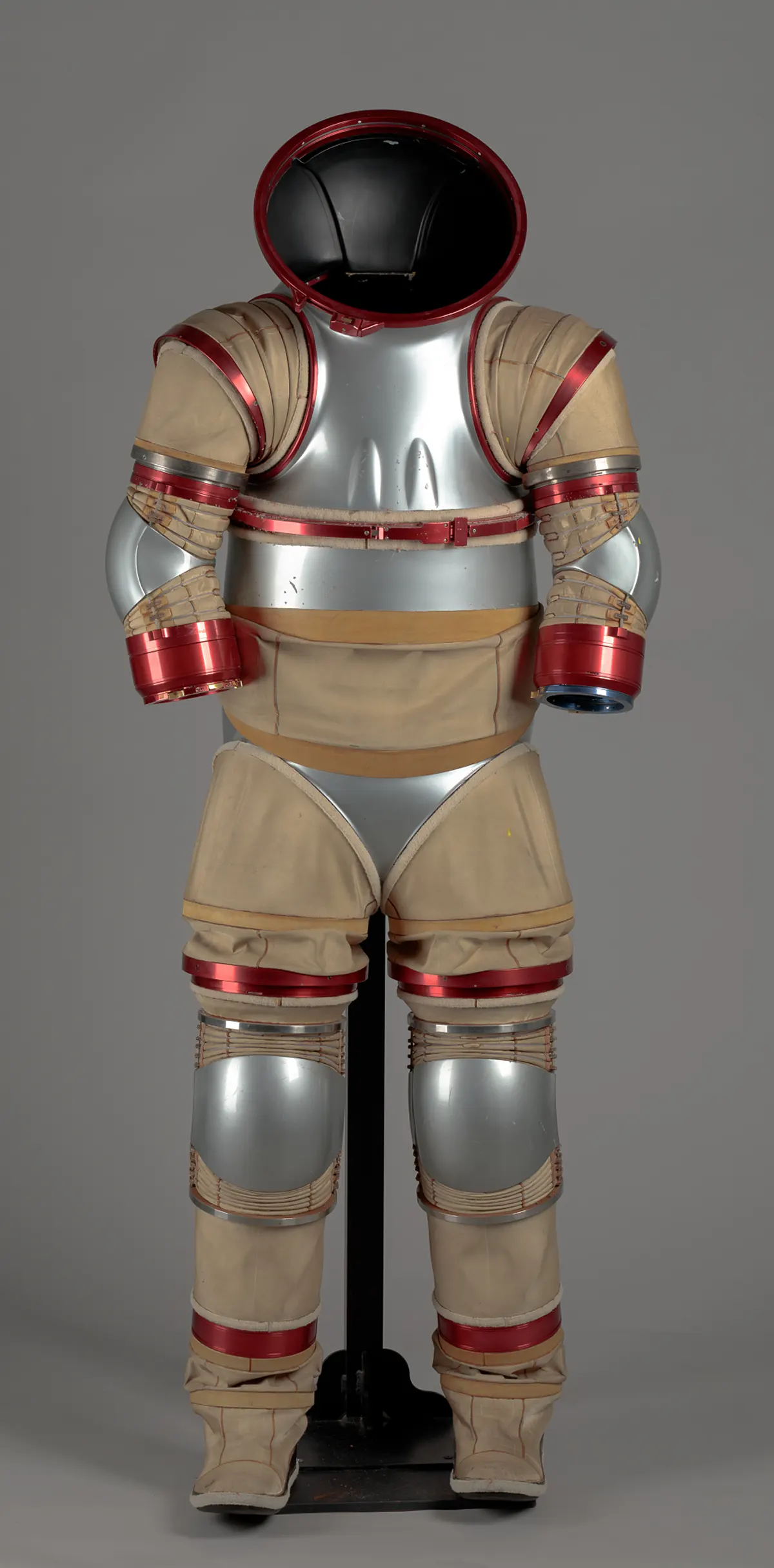 ax-3 nasa spacesuit photos