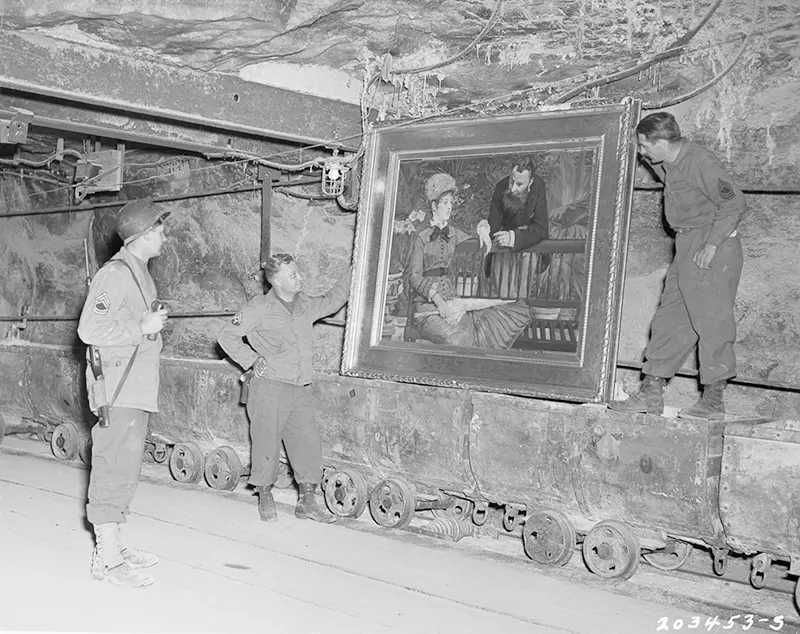 Monuments Men Old Historical Photos