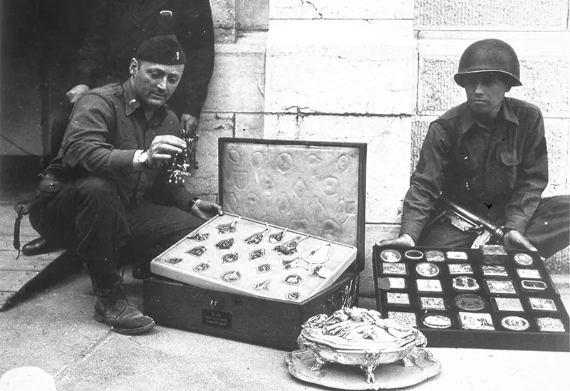 Monuments Men Old Historical Photos
