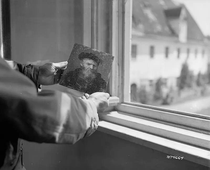 Monuments Men Old Historical Photos