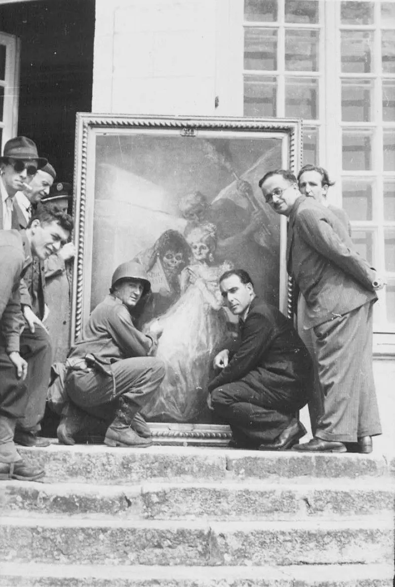Monuments Men Old Historical Photos