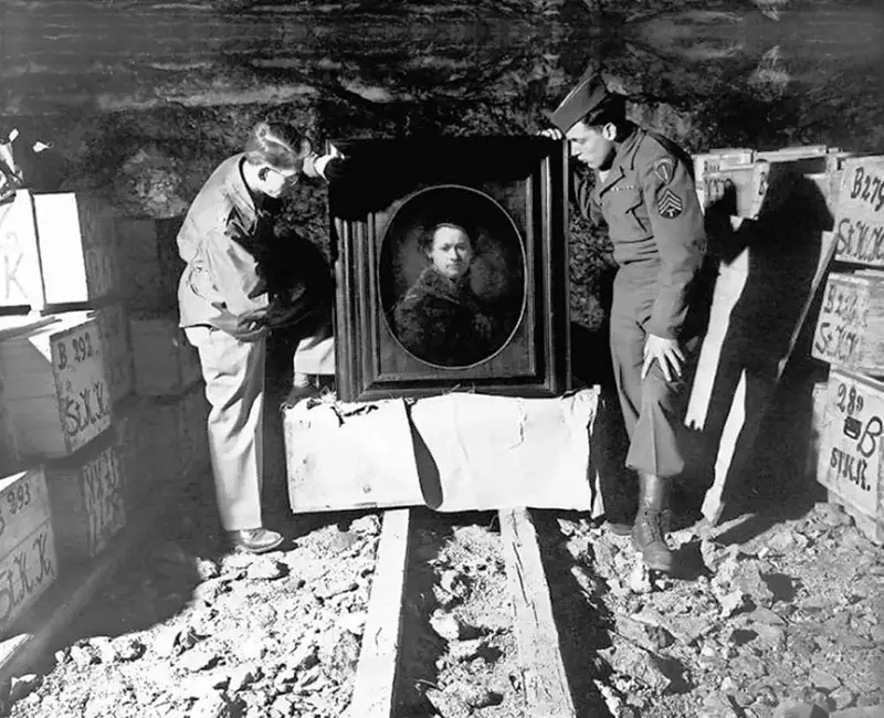 Monuments Men Old Historical Photos