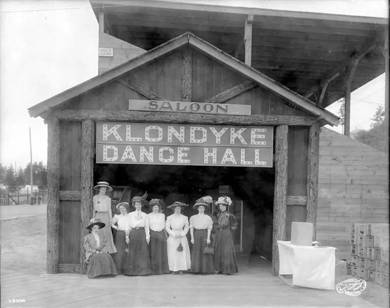 American Frontier Old Photos