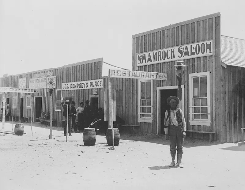 American Frontier Old Photos