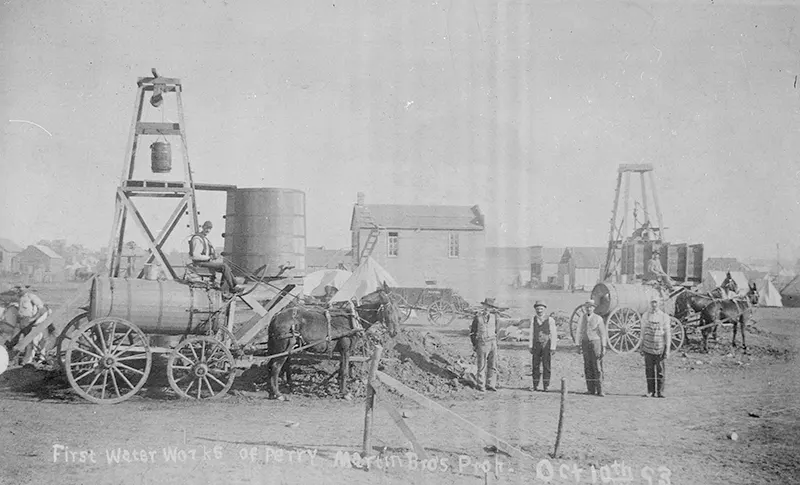 American Frontier Old Photos