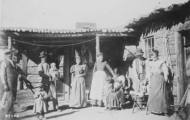 American Frontier Old Photos