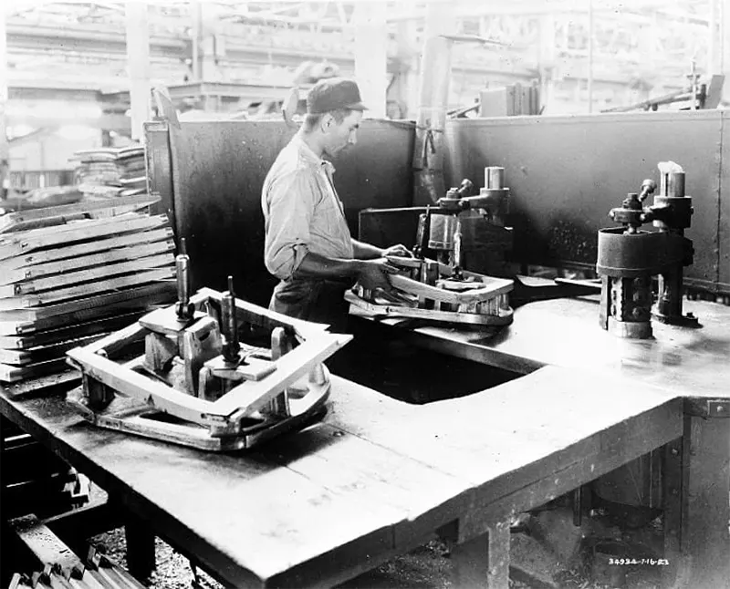 ford assembly lines vintage photos