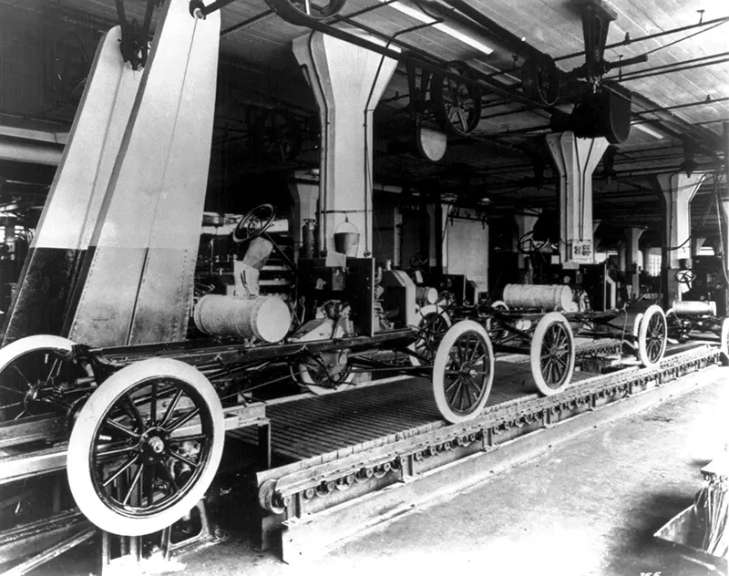 ford assembly lines vintage photos