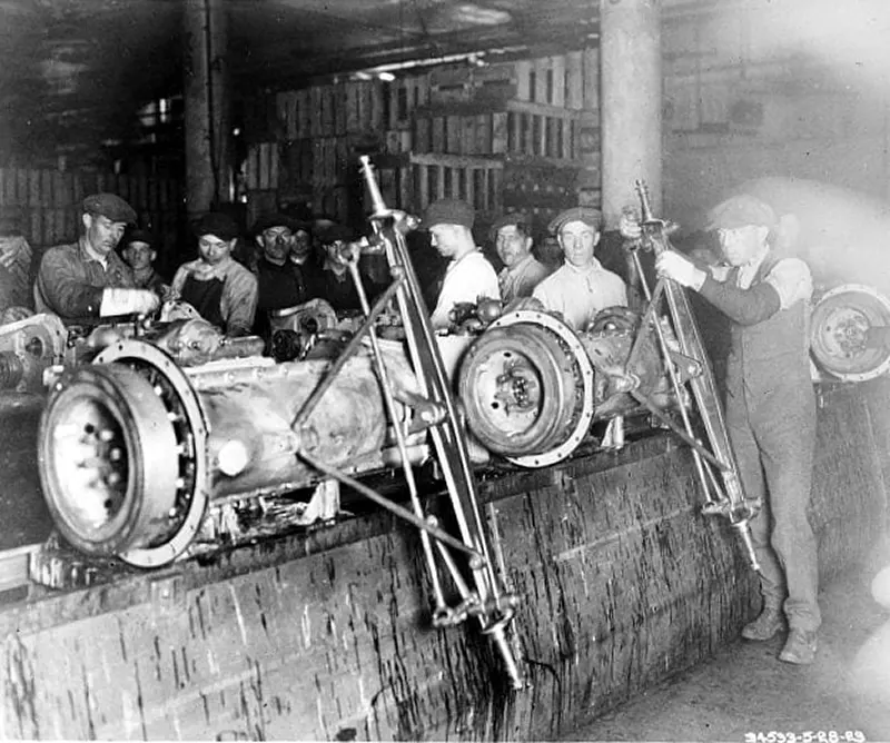 ford assembly lines vintage photos
