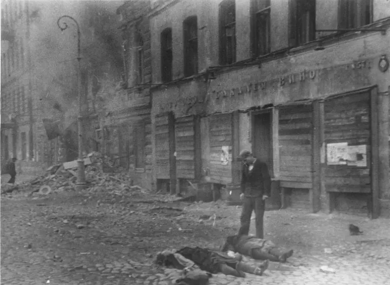  Siege of Leningrad Historical Photos