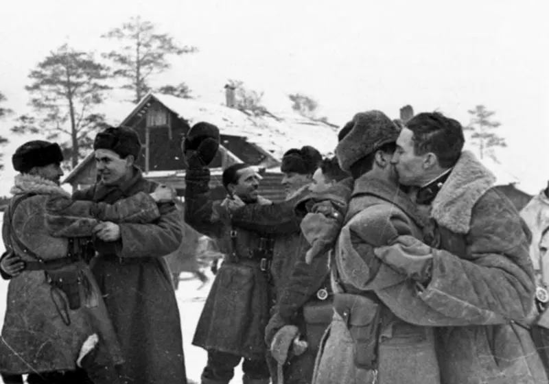  Siege of Leningrad Historical Photos