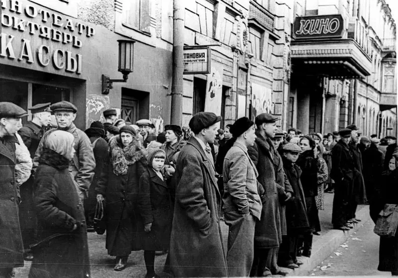  Siege of Leningrad Historical Photos