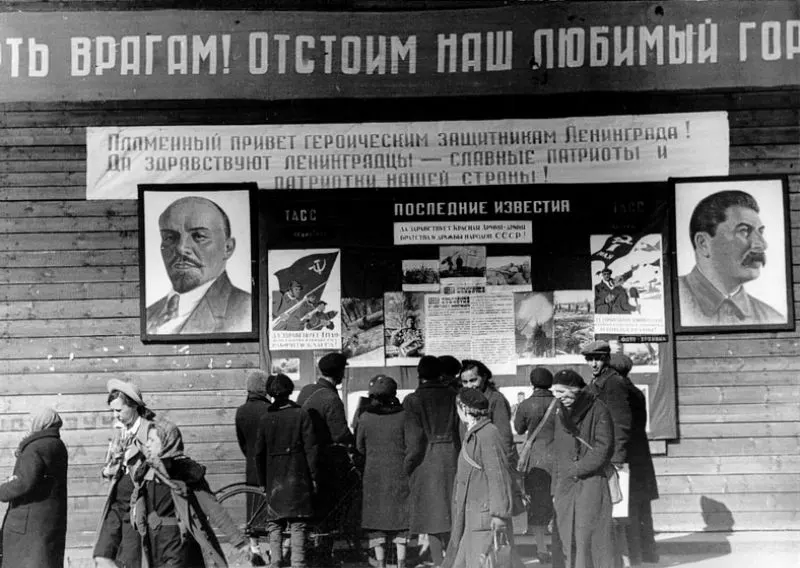  Siege of Leningrad Historical Photos
