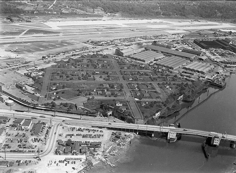 Boeing fake rooftop town