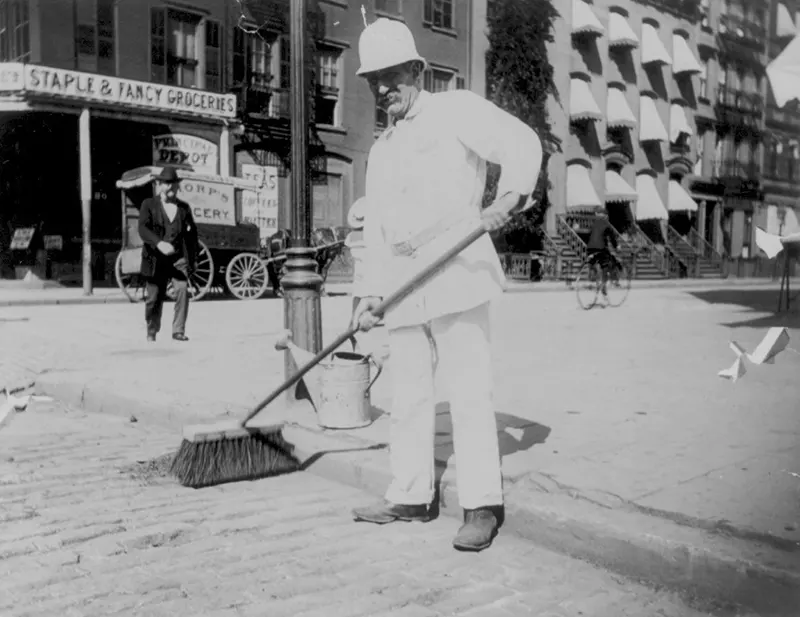 vintage street life new york city