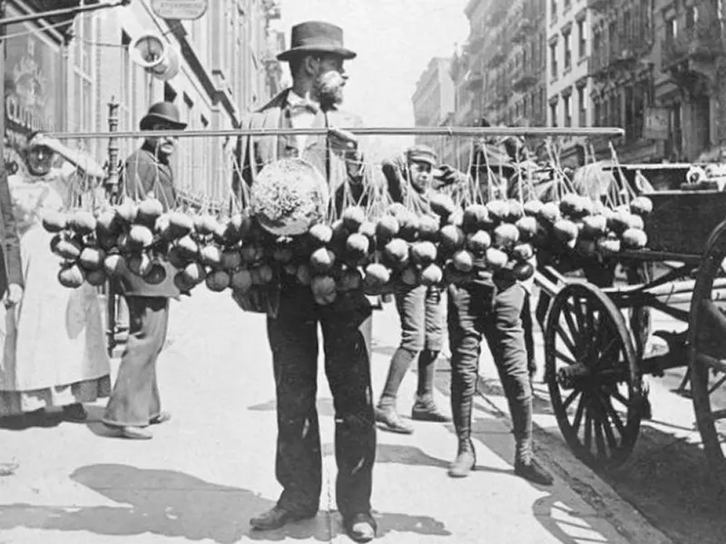 vintage street life new york city