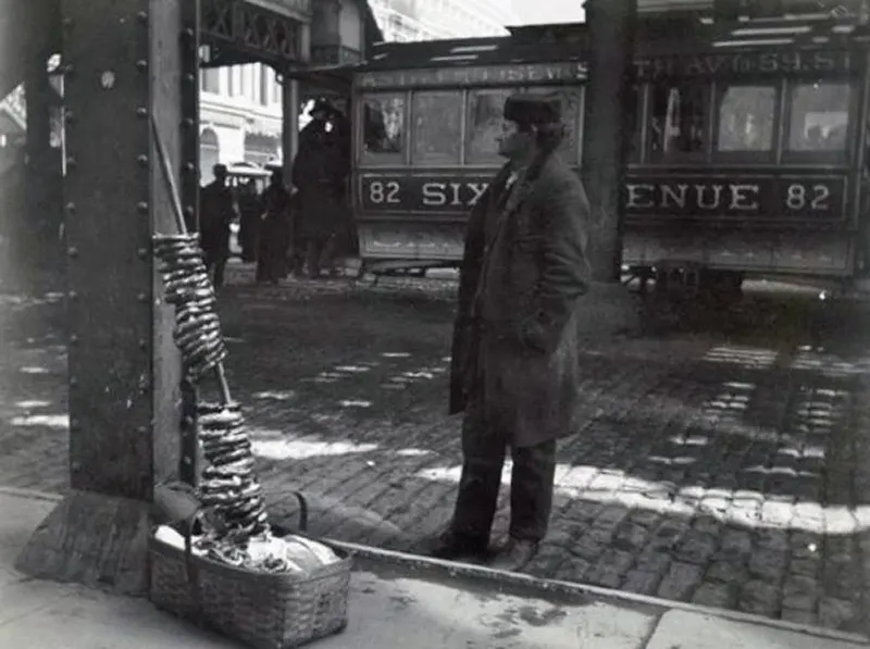 vintage street life new york city