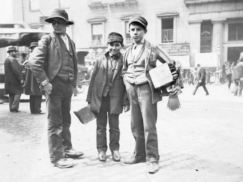vintage street life new york city