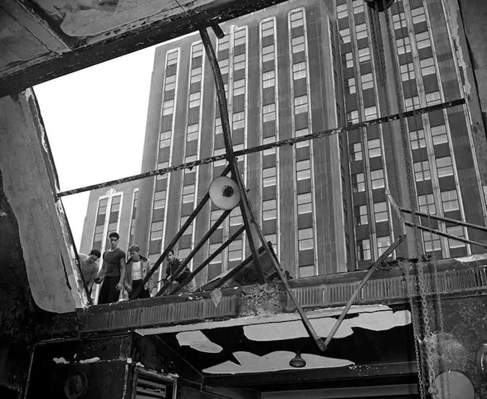 Empire state building plane crash