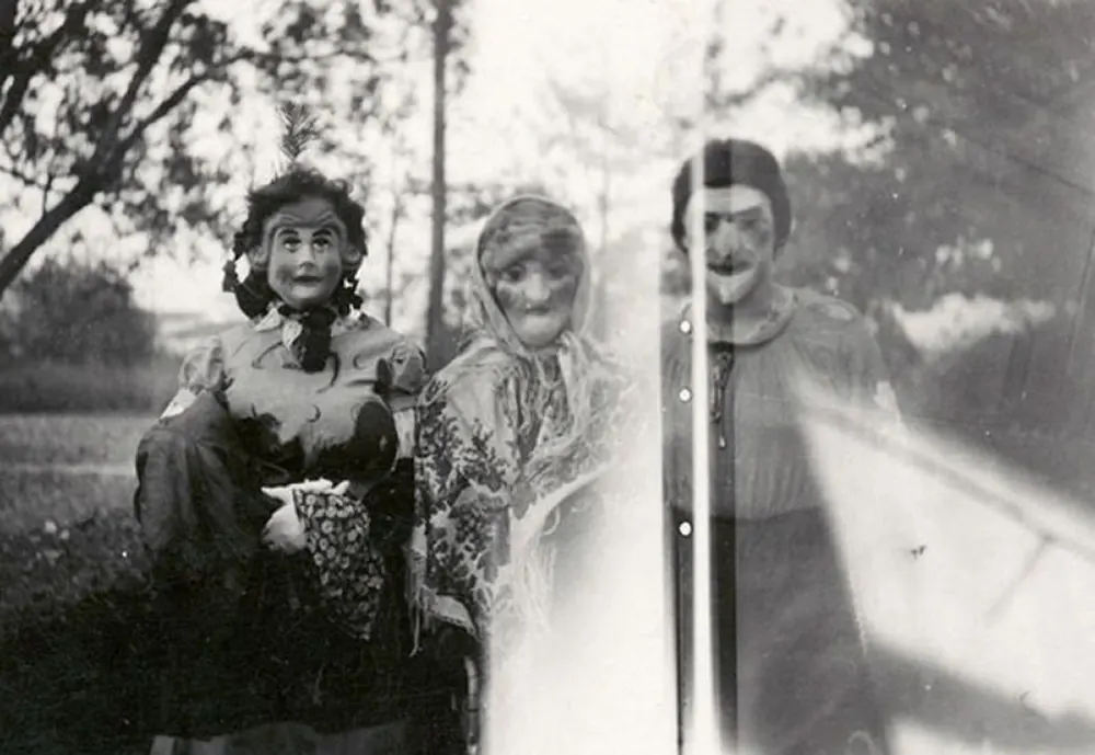 creepy vintage halloween photos
