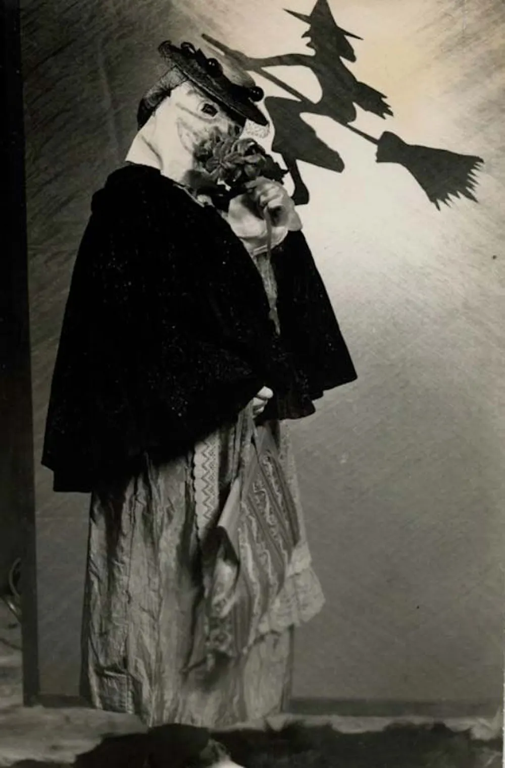 creepy vintage halloween photos