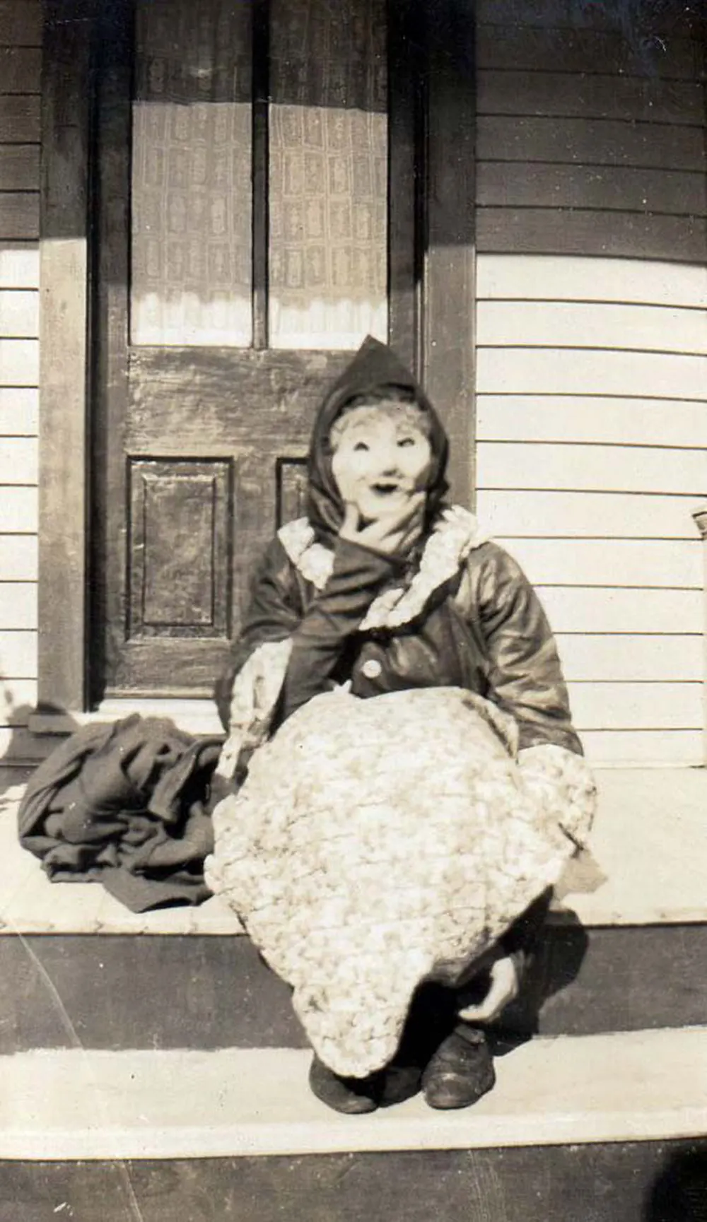 creepy vintage halloween photos